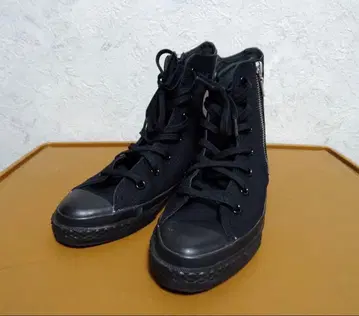 CONVERSE 하이컷 스니커즈 블랙 사이드 지퍼 22.5cm