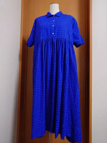 베리떼꾸르 Veritecoeur 절개 개더 원피스