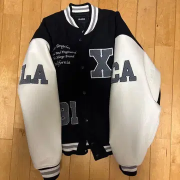 XLARGE 바시티 자켓 L 사이즈 블랙/화이트