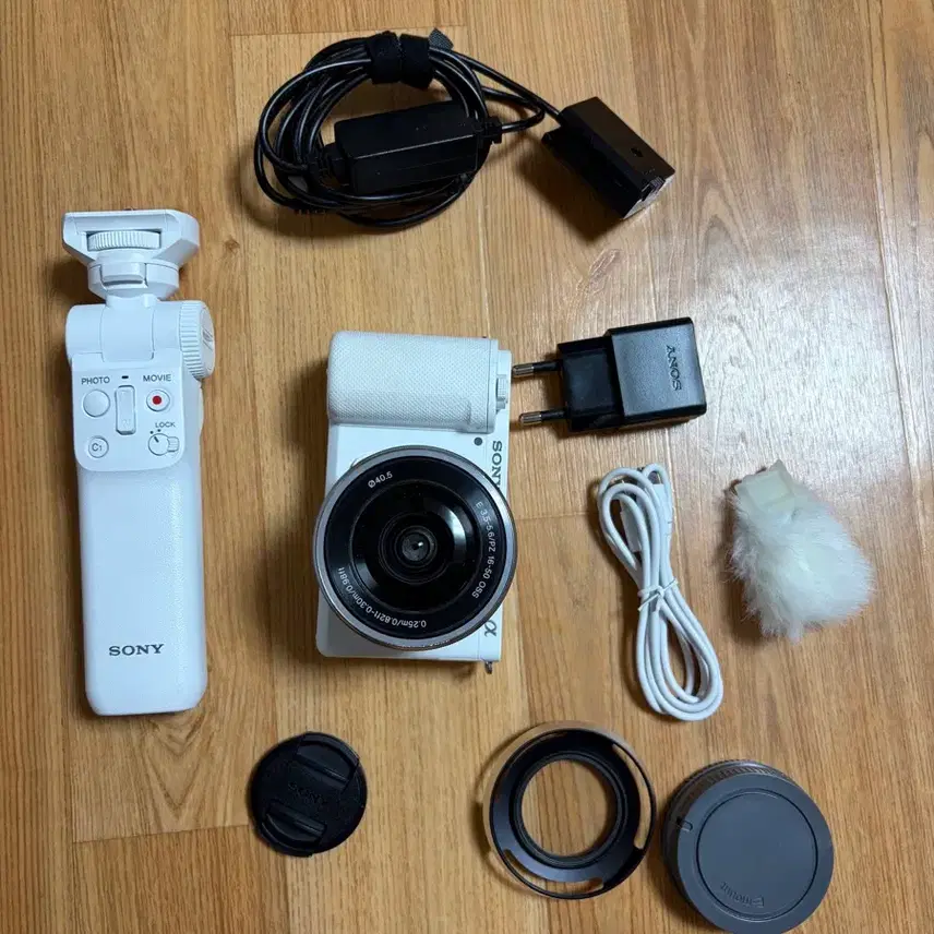 소니 미러리스 카메라 ZV-E10, 16-50mm 렌즈, 슈팅그립