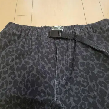 FREAK'S STORE 아웃도어 레오파드 팬츠