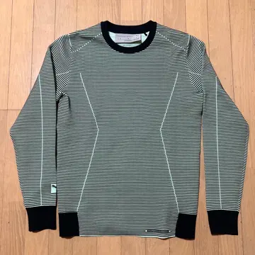 Porsche Design X Puma 테크 y2k