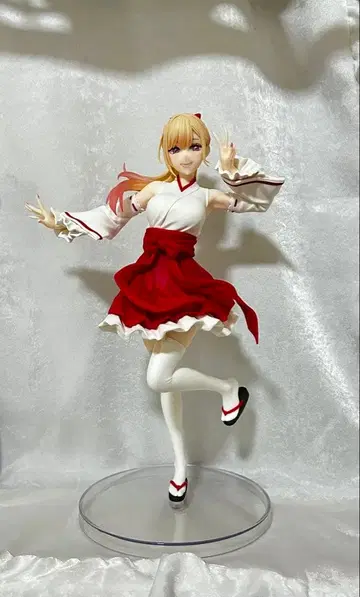 그 비스크 돌은 사랑을 한다 비스크돌 키타가와 마린 무녀 피규어