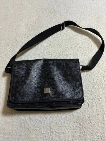 MCM 숄더백