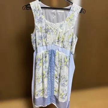 axes femme 꽃무늬 원피스 전사풍 꽃무늬 원피스 색스 계열