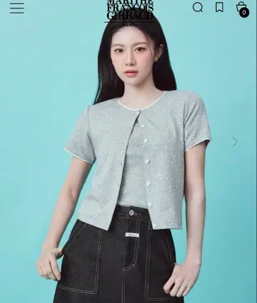 MARITHE FLOWER SHORT SLEEVE TEE 고윤정 착용
