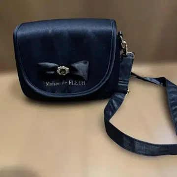 메종 드 플뢰르 카메라백 숄더