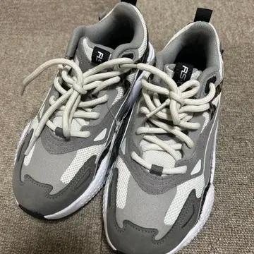 PUMA RS-X 이펙트 레오파드 무늬 스니커즈 23.5cm