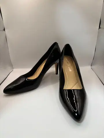 미사용 Clarks 에나멜 펌프스 블랙 UK5.5 24.5cm 힐 8cm