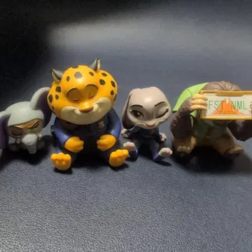 주토피아 가챠 세트 어깨 쿵 fig Hide & Seek 숨바꼭질