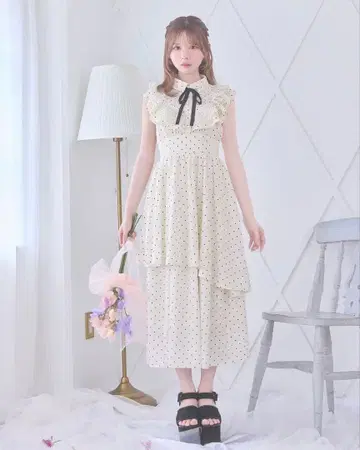 michellMacaron 도트 프릴 티어드 원피스