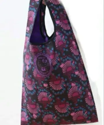 새상품 택 포함 ANNA SUI 헬로키티 50th 콜라보 에코백