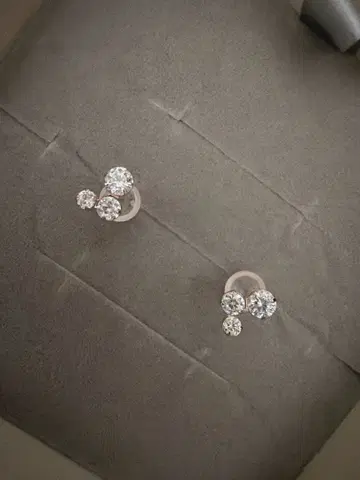 [새상품] 쥬얼리 츠츠미 TSUTSUMI 10금 K10 지르코니아 귀걸이