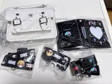 꿈 먹는 NEON 굿즈 모음