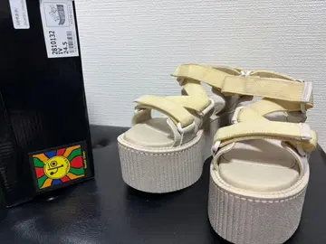 새상품 요스케 24.5 통굽 샌들 스트랩 스포츠 샌들