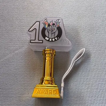 [ WEST. ] 10th Anniversary 응원봉