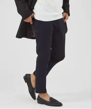 [새상품] ABAHOUSE GRAY 트윌 스트레치 슬림핏 이지 팬츠