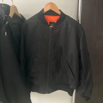 새상품급 빔즈 명작 MA-1 자켓
