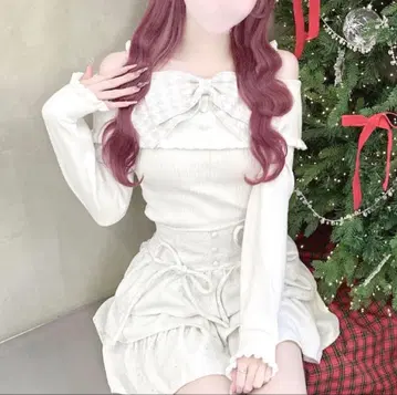 빅 리본 오프숄더 니트탑 화이트 허니뮤우