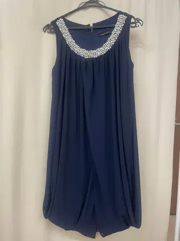 milli de l'air 네이비 드레스