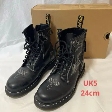 닥터마틴 1460 고딕 아메리카나 8홀 부츠 블랙