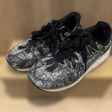 [레어] 오니츠카타이거 뉴욕 스니커즈 24cm