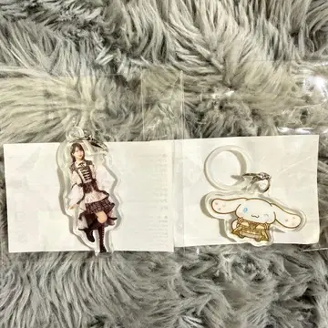 =LOVE 사사키 마이카 메지루시 키링 실사 시나몬