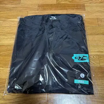 TWICE 미나 THIS IS FOR 코쿠리츠 윈드브레이커 L 사이즈