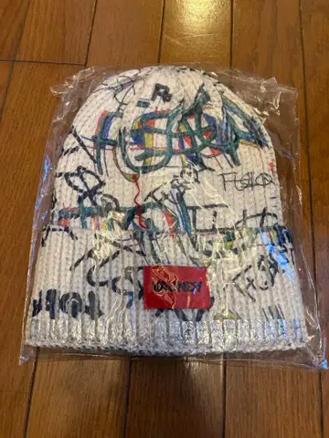 VAUNDY 그래피티 니트 모자 미사용 새상품