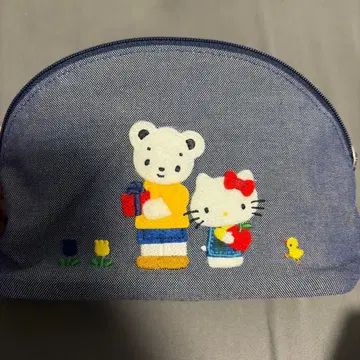 미사용 새상품 파미리아 헬로키티 콜라보 파우치 네이비