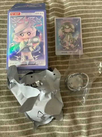 AZURA Y2K 리퀴드 메탈 POPMART
