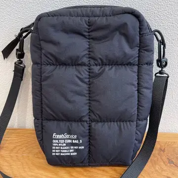 프레쉬 서비스 퀼티드 큐브 백 S 블랙