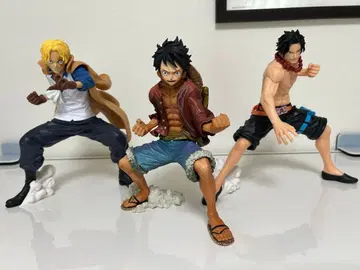 킹 오브 아티스트 루피 그란디스타 사보 에이스