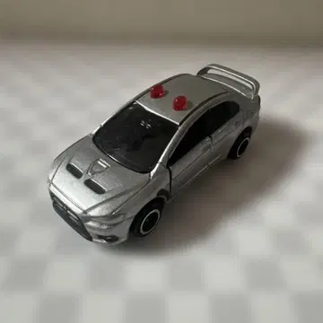 토미카 미쓰비시 랜서 에볼루션 X 복면 순찰차