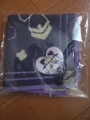 큐어 아르카 쉐도우 손수건