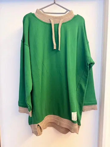 오버 사이즈 그린 컬러 상의 21027-11 SSK