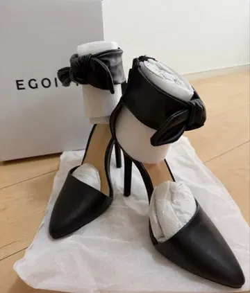 [ 미사용 새상품 택 포함 ] EGOIST 펌프스