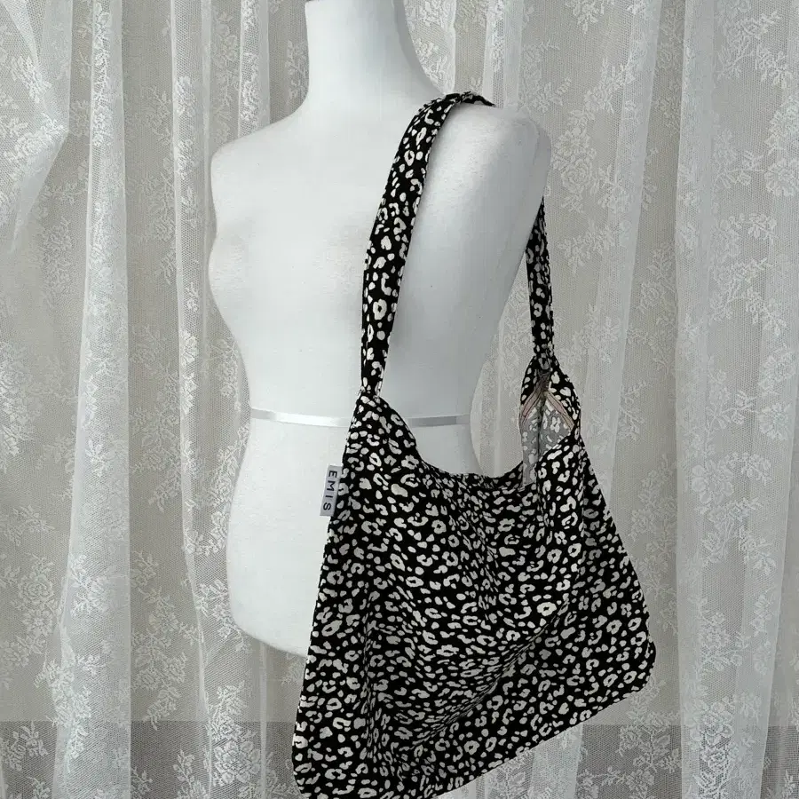 emis new leopard corduroy eco bag gray LEOPARD CORDUROY ECO BAG – fokka