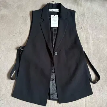 ZARA 자라 베스트 새상품. 미사용 택 포함