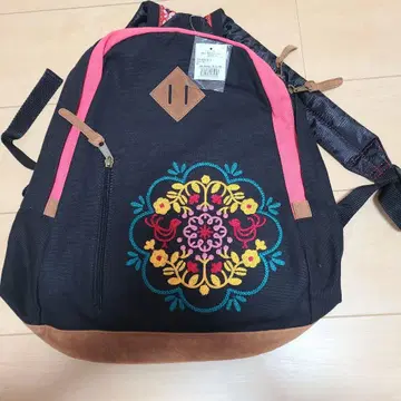 티티카카 자수 디자인 백팩