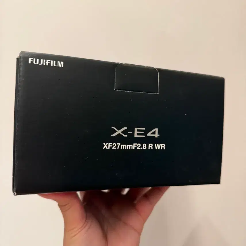 후지필름 X-E4 블랙 + XF27mm + XF16mm