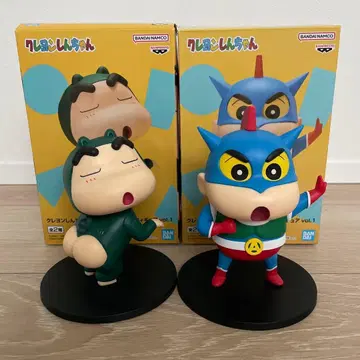 짱구는 못말려 코스프레 피규어 2개 세트