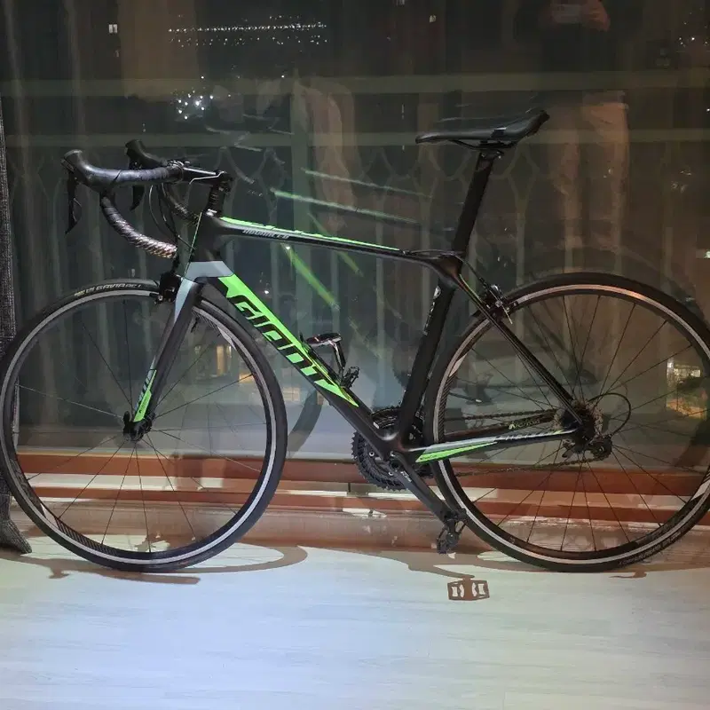 자이언트 TCR 어드밴스 풀카본 로드 민트급