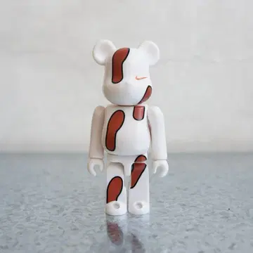 레어 NIKE 베어브릭 2002