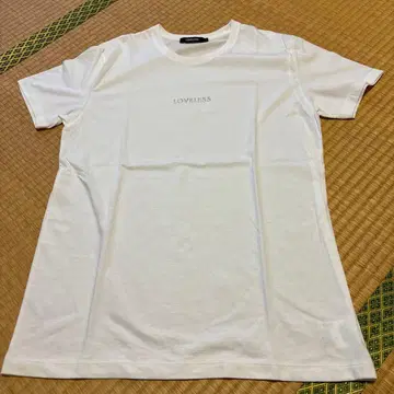 러블레스 화이트T셔츠 LOVELESS