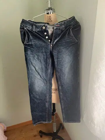 베리떼꾸르 ST-021 다크 블루 데님 팬츠