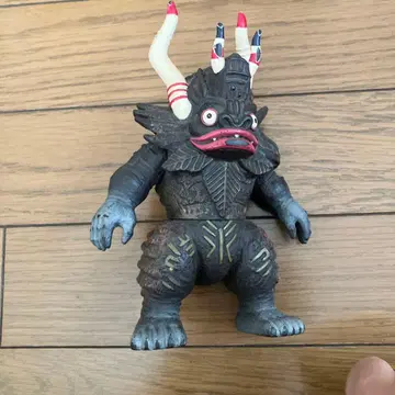 울트라맨 캡슐 괴수 미클라스 소프트 비닐 중고