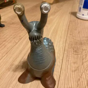 울트라맨 시리즈 괴수 피규어 나메곤