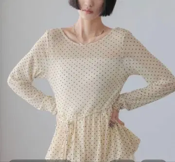 플로키 도트 튤 LS 로리즈팜 미사용 새상품 이번 시즌 신상