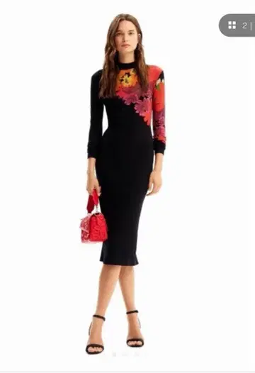 desigual 데지구알 꽃무늬 리브 미디 원피스 블랙